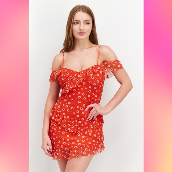 Miss Selfridge Mini Floral Asymmetrical Dress - Picture 4 of 9